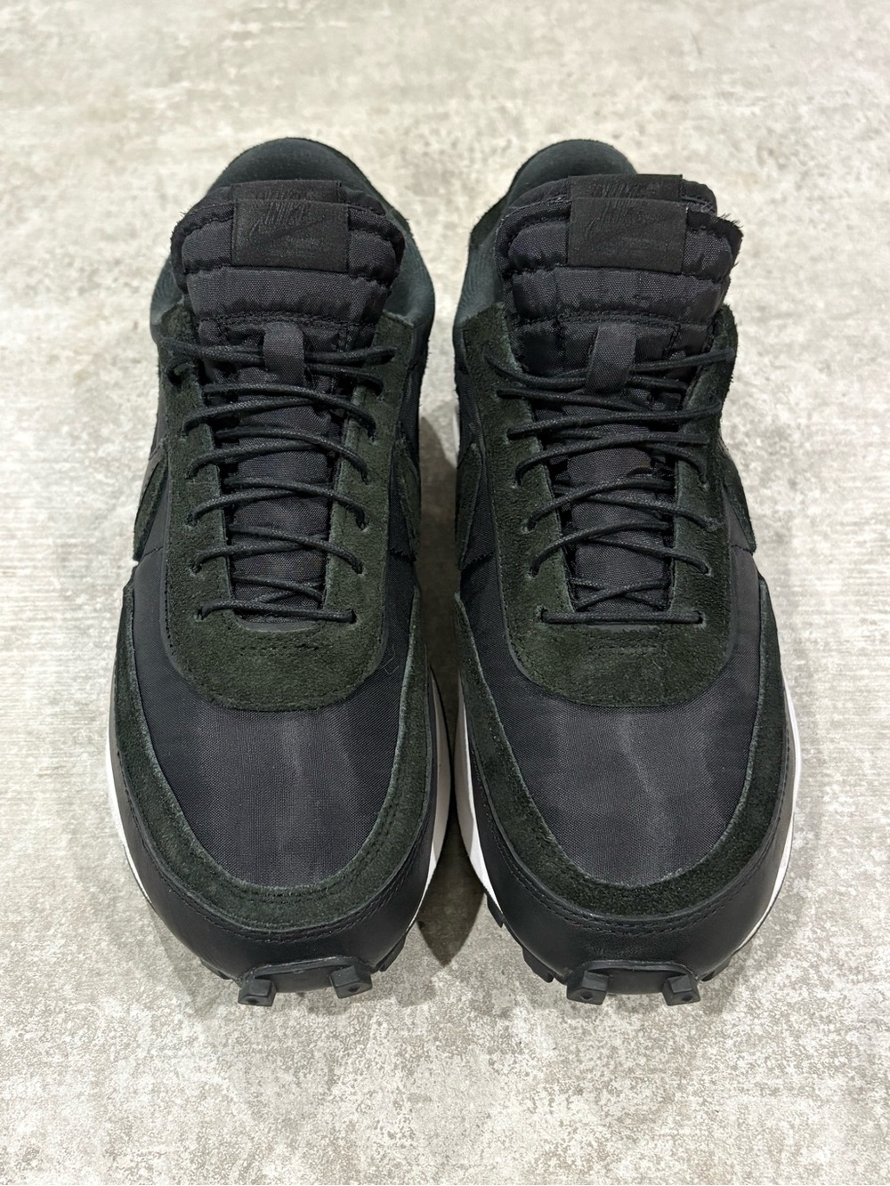 Nike LD Waffle Sacai Shoes - Picture 8 of 12